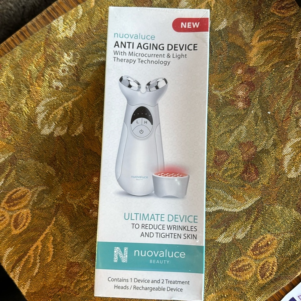 Nuovaluce Anti Aging Device